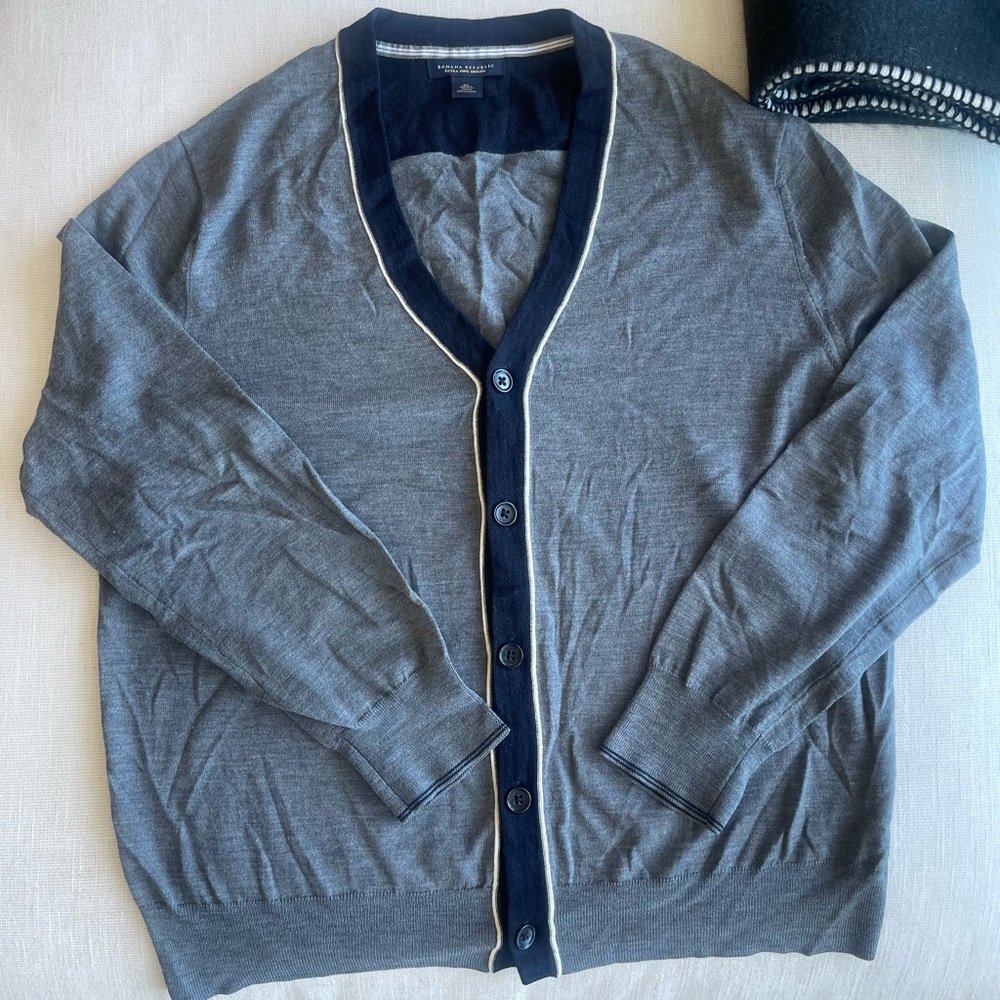 Men’s Banana Republic - Gray Cardigan with Navy Trim Size XL